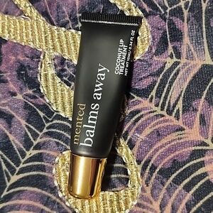Mented Balms Away Coconut Lip Treatment NWOB!